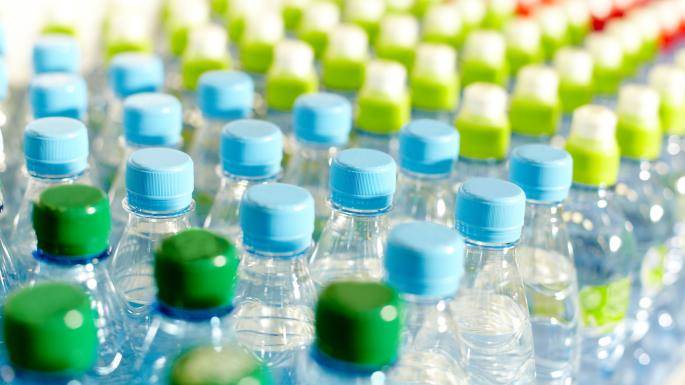 Unione Europea: al bando la plastica monouso entro il 2021